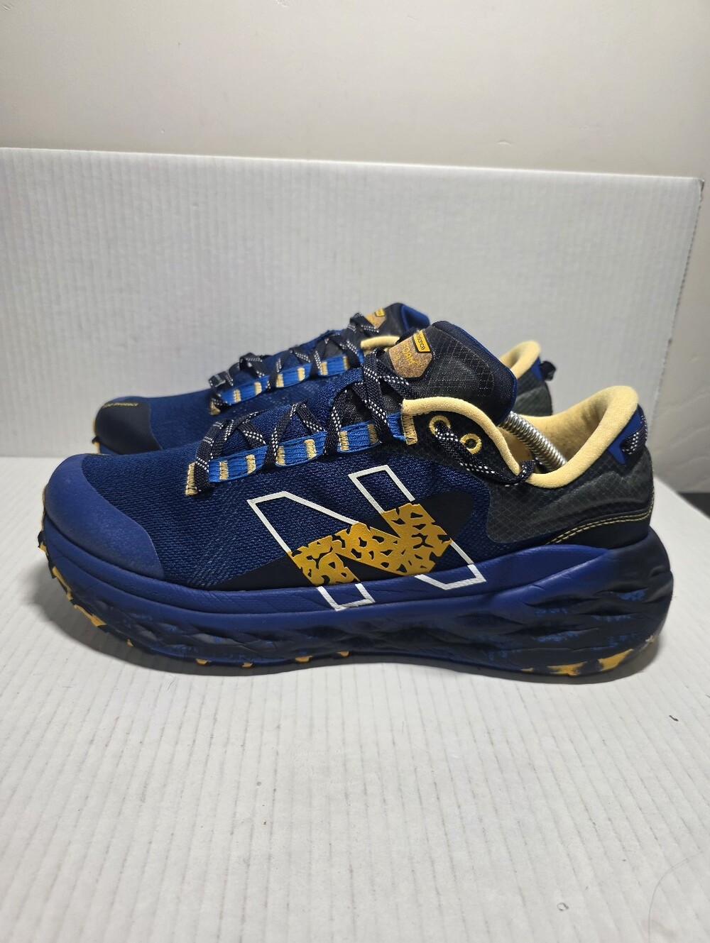 New Balance Fresh Foam X MORE Trail V2 Men’s Shoes Size 11.5 Blue MTMORBY2